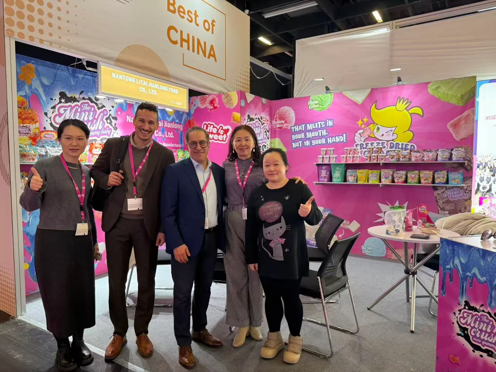 خواږه ګومیز په شهرت کې زیاتوالی لیدل کیږي، او د دوی محرک خوند د ګمی کینډي باز...